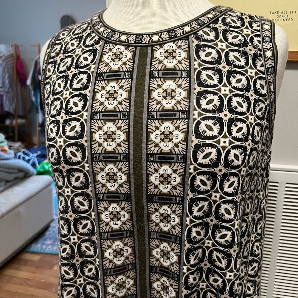 Max Studio sleeveless knit dress with geometric pattern